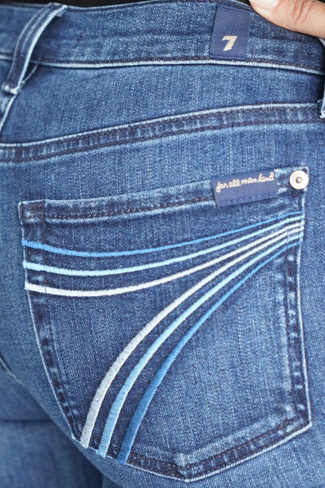 7 For All Mankind 7 Womens Dojo Soho Dark Wash Jean - Image 2