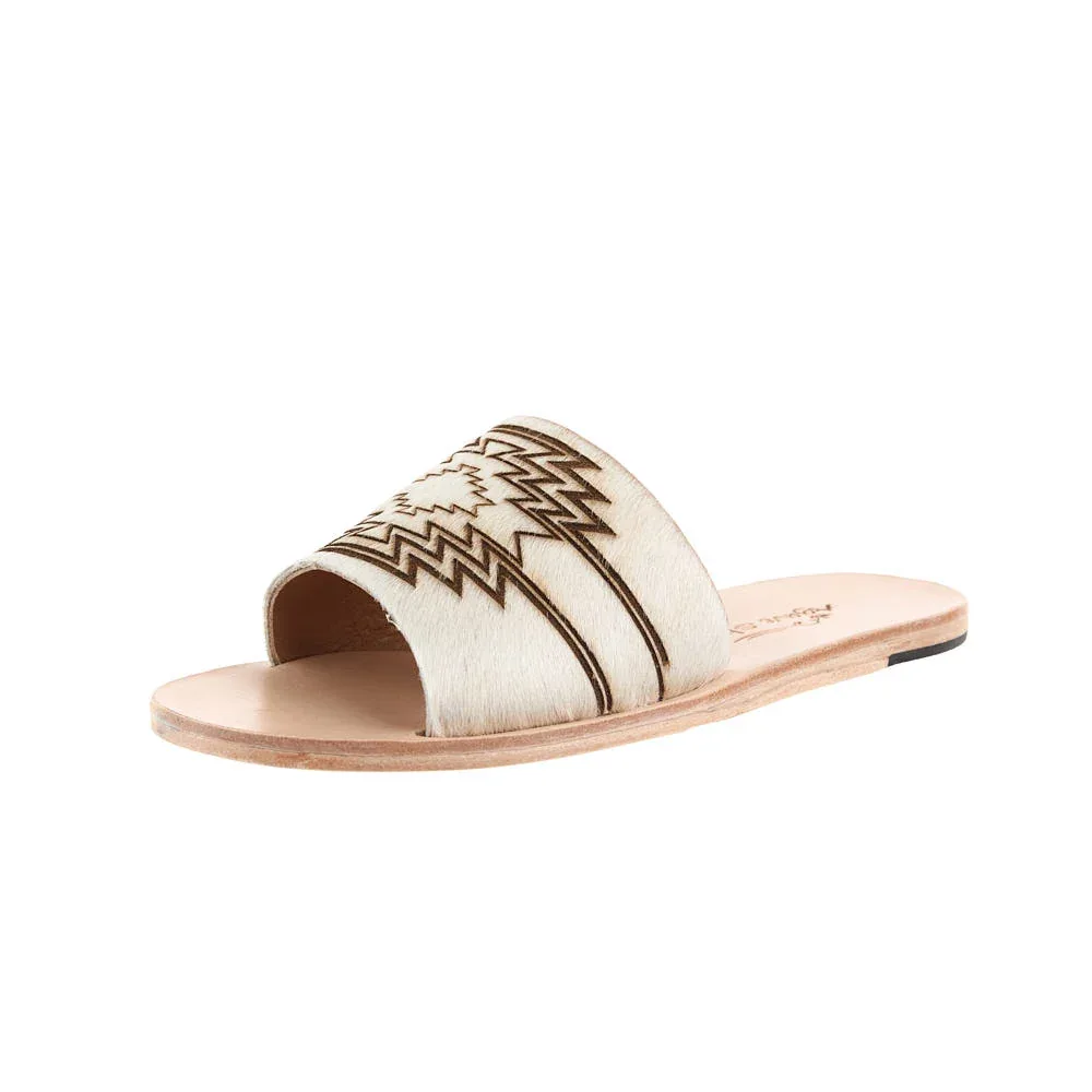 Agavesky Women's Agave Sky Nadie Fire Azteca Slide