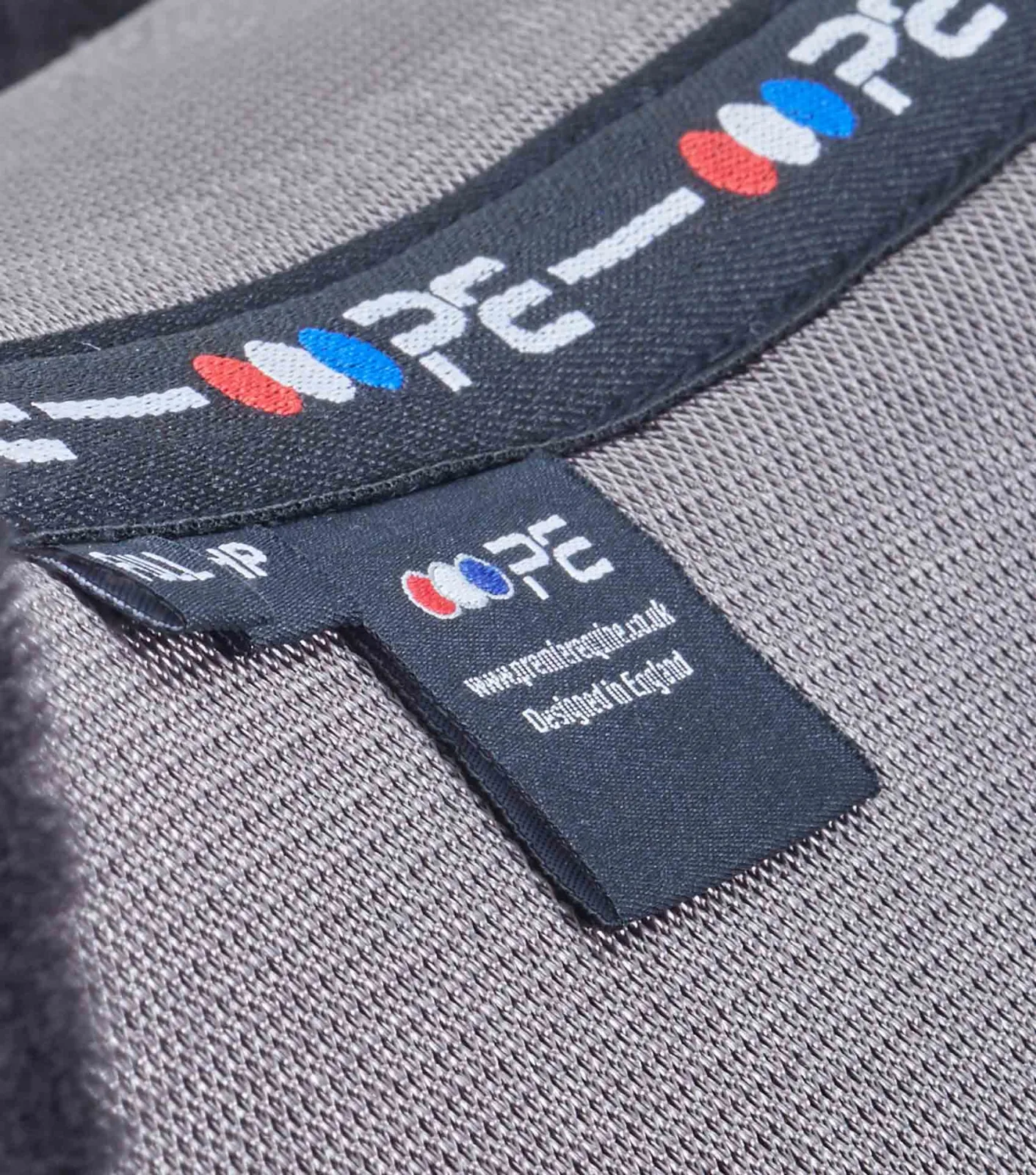 Airtechnology Shockproof Wool Saddle Pad - Half Pad Grey/Black Wool - Image 2