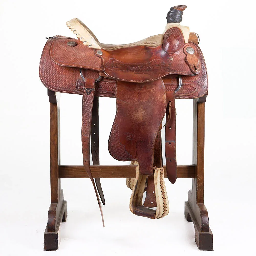 Billy Cook Used 15.5in Team Roping Saddle - Image 2