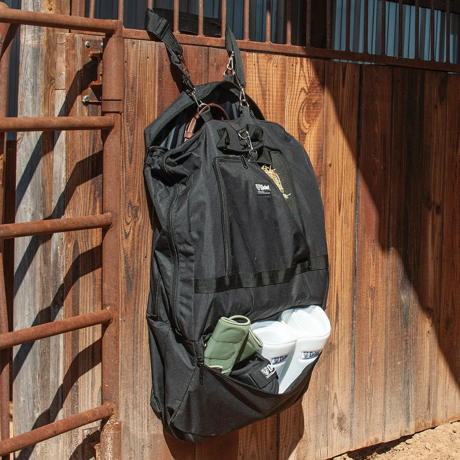 Cashel Company Hay/Gear Bag - Image 2