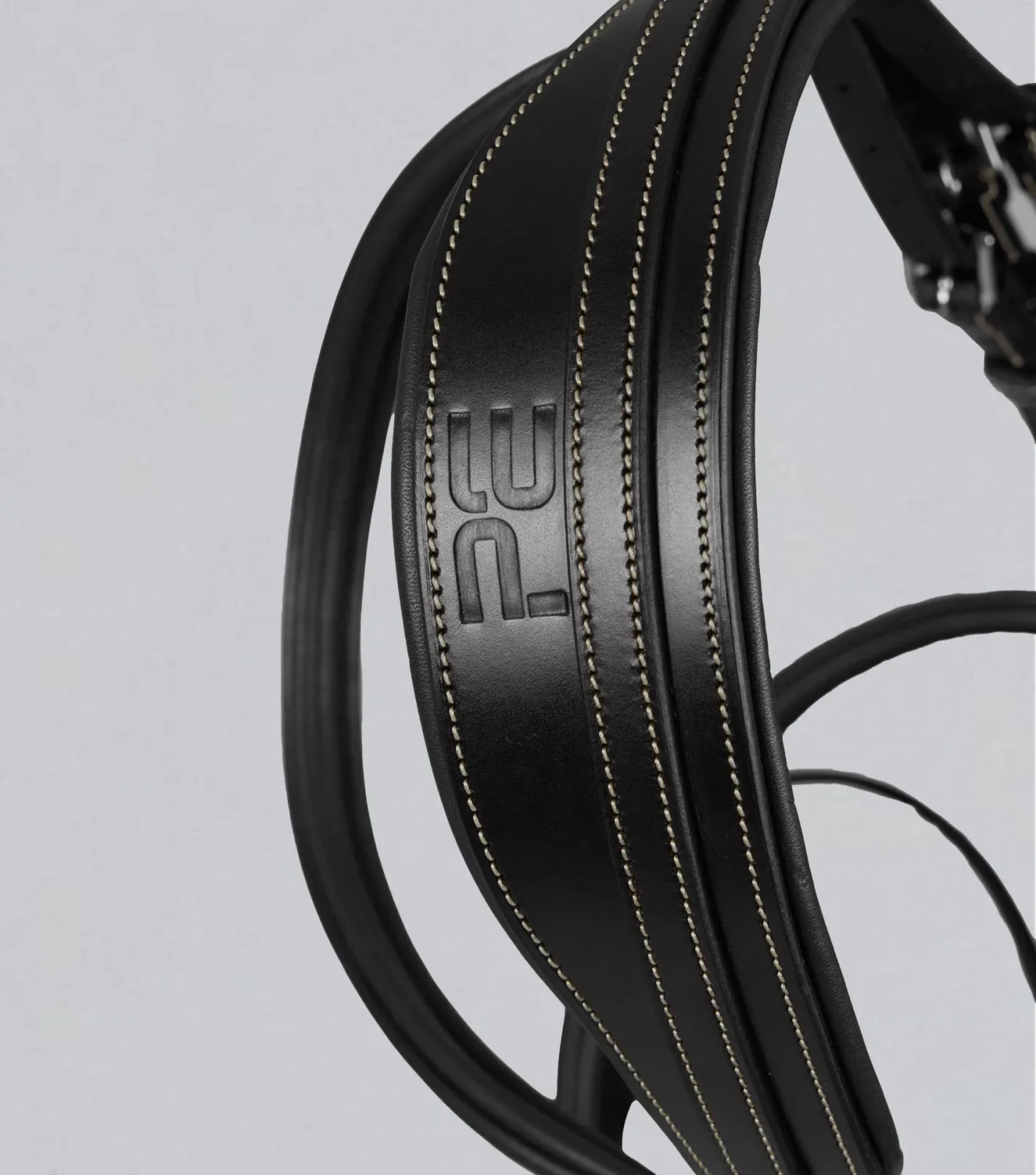 Cassano Anatomical Snaffle Bridle with Flash Black - Image 2