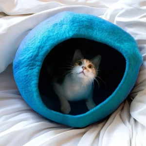 Cerulean Skies Organic Wool Cat Cave - Pet Bed