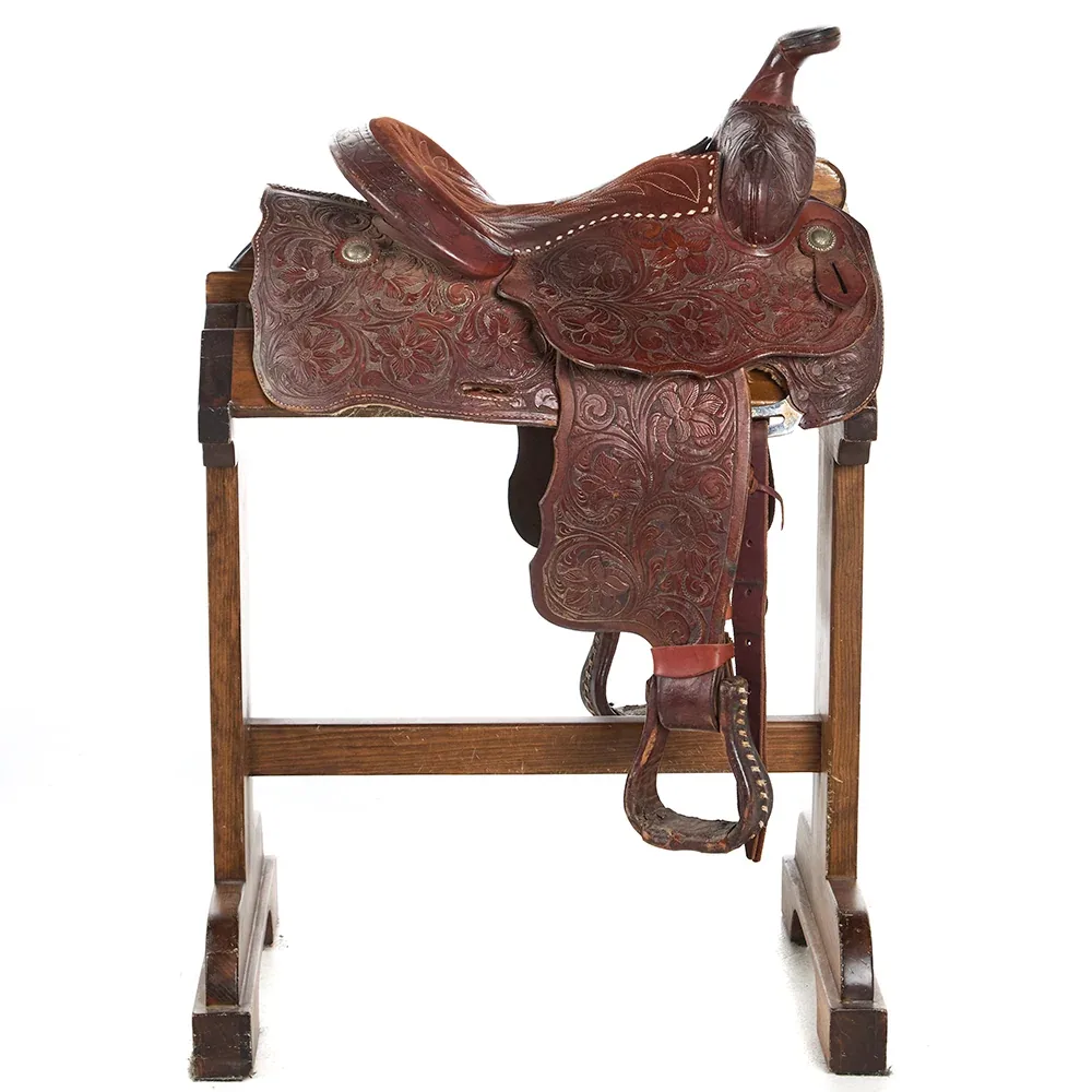 Circle Y Saddlery Used 16in Fully Tooled Team Penning Saddle - Image 2