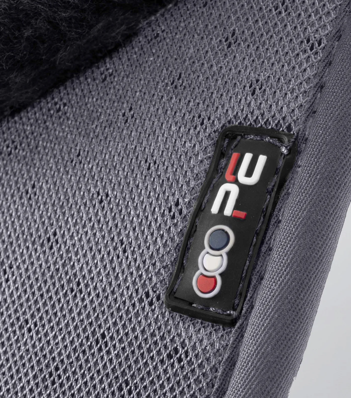 Close Contact Airtechnology Shockproof Wool Saddle Pad - Dressage Square Grey/Black Wool - Image 2