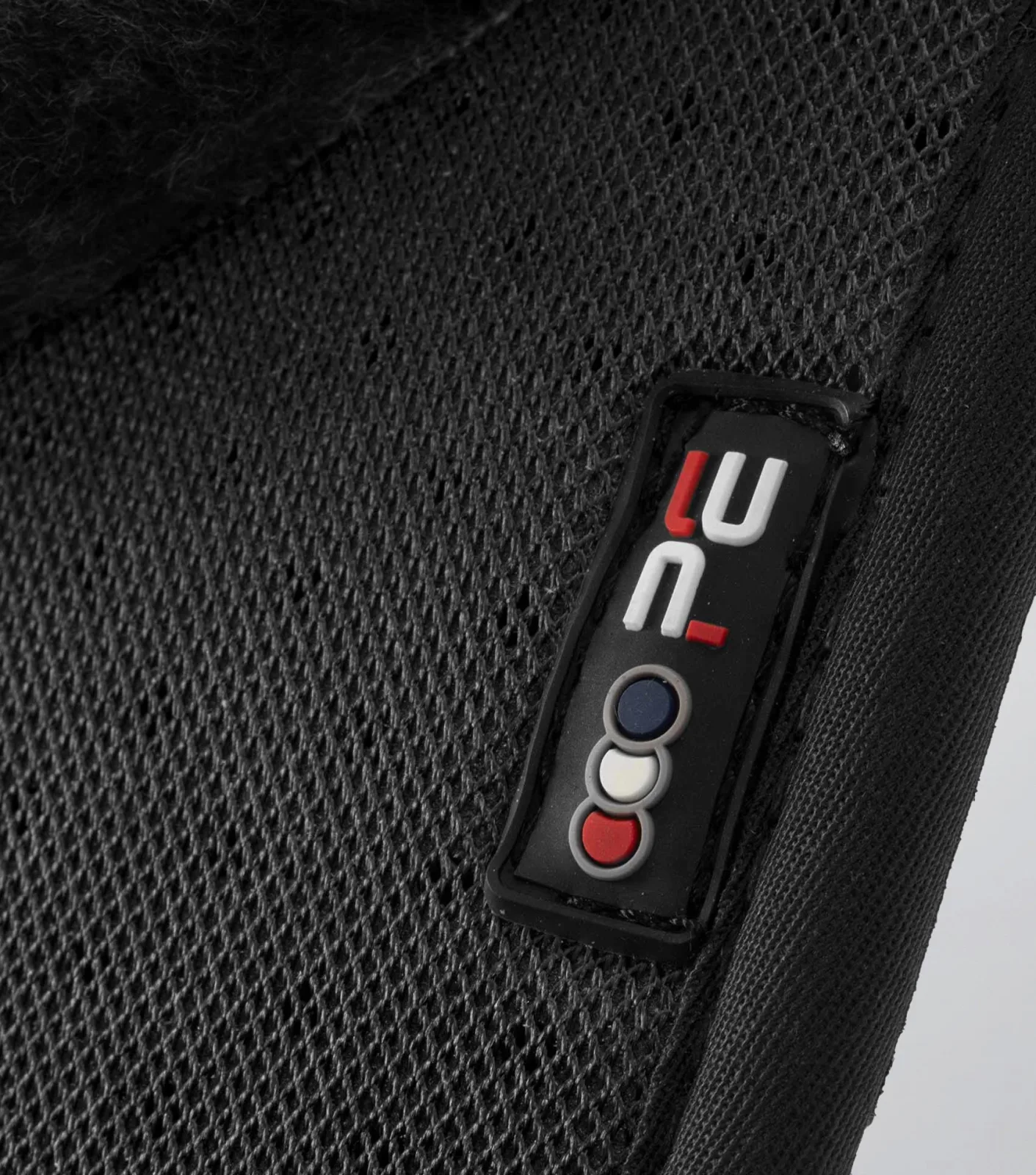 Close Contact Airtechnology Shockproof Wool Saddle Pad - GP/Jump Square Black/Black Wool - Image 2