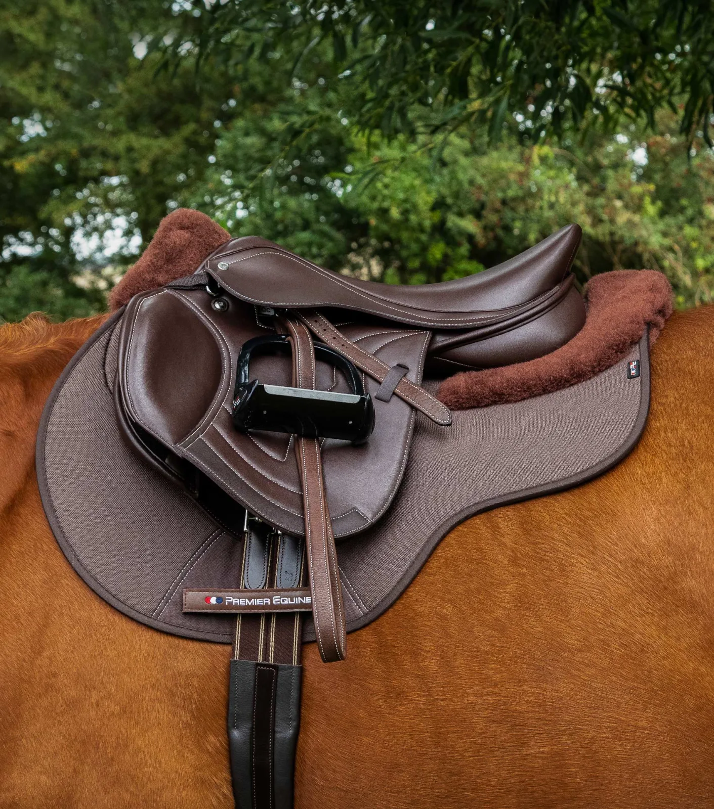 Close Contact Airtechnology Shockproof Wool Saddle Pad - GP/Jump Square Brown/Brown Wool - Image 2