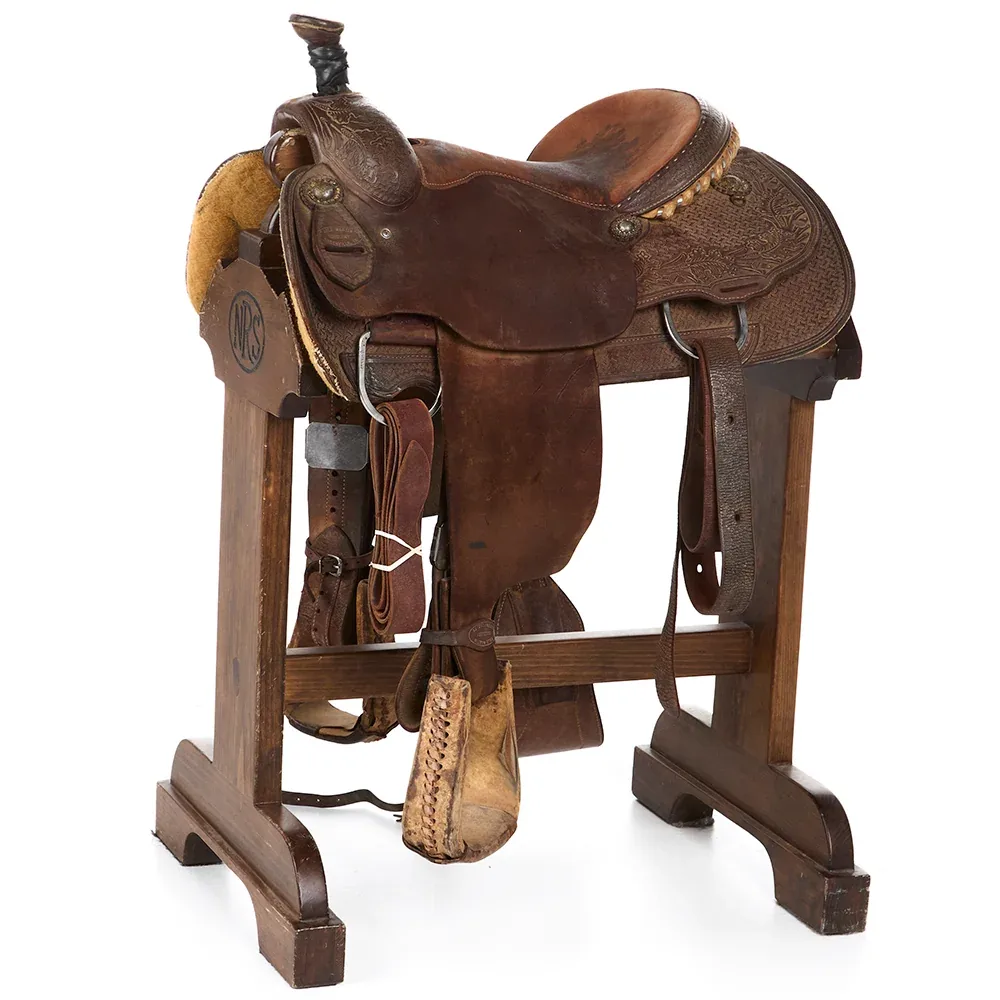 Dale Martin Used 14.5in Spider Stamp with Oak/Acorn Border Team Roper