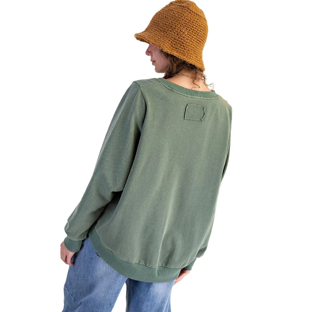 Easel Women's Juniper Green Horseshoe Patch Pullover - Image 2