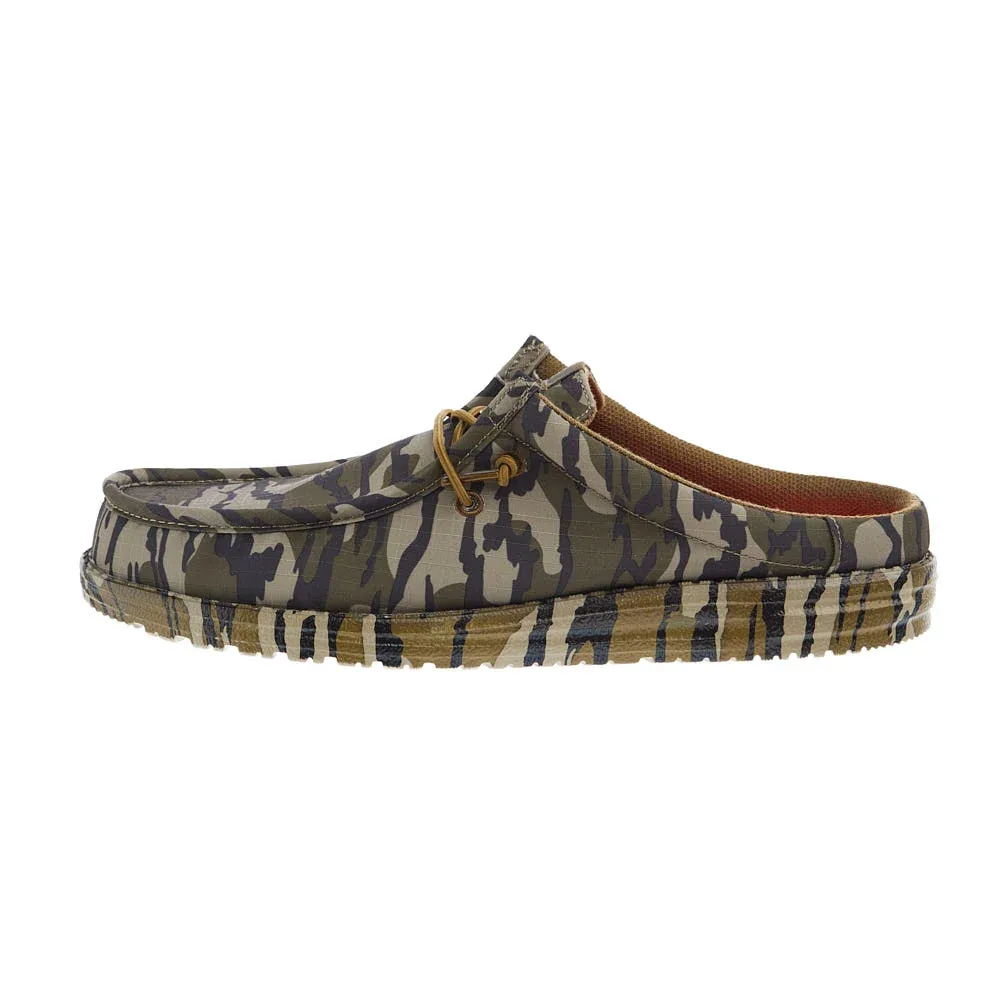 Hey Dude Mens Mossy Oak Wally Slip Casual Shoe - Image 2