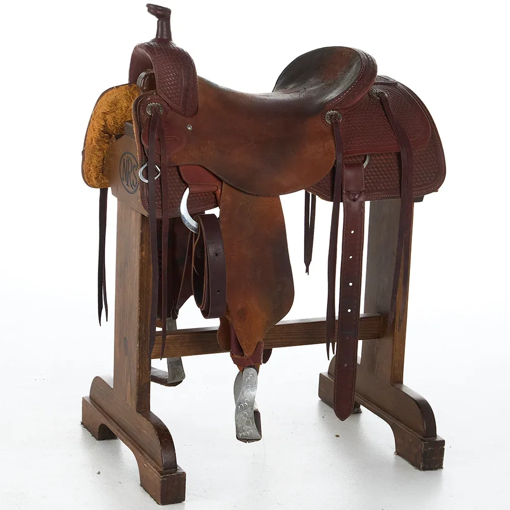 Hud Roberts Used 16.5in 1/2 Breed Basket Stamp Ranch Cutter