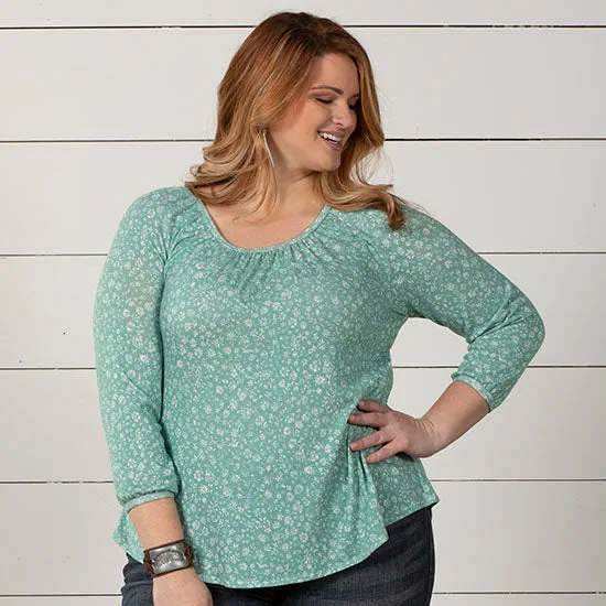 Jody Women's Where The Green Grass Grows Plus Top - Image 2