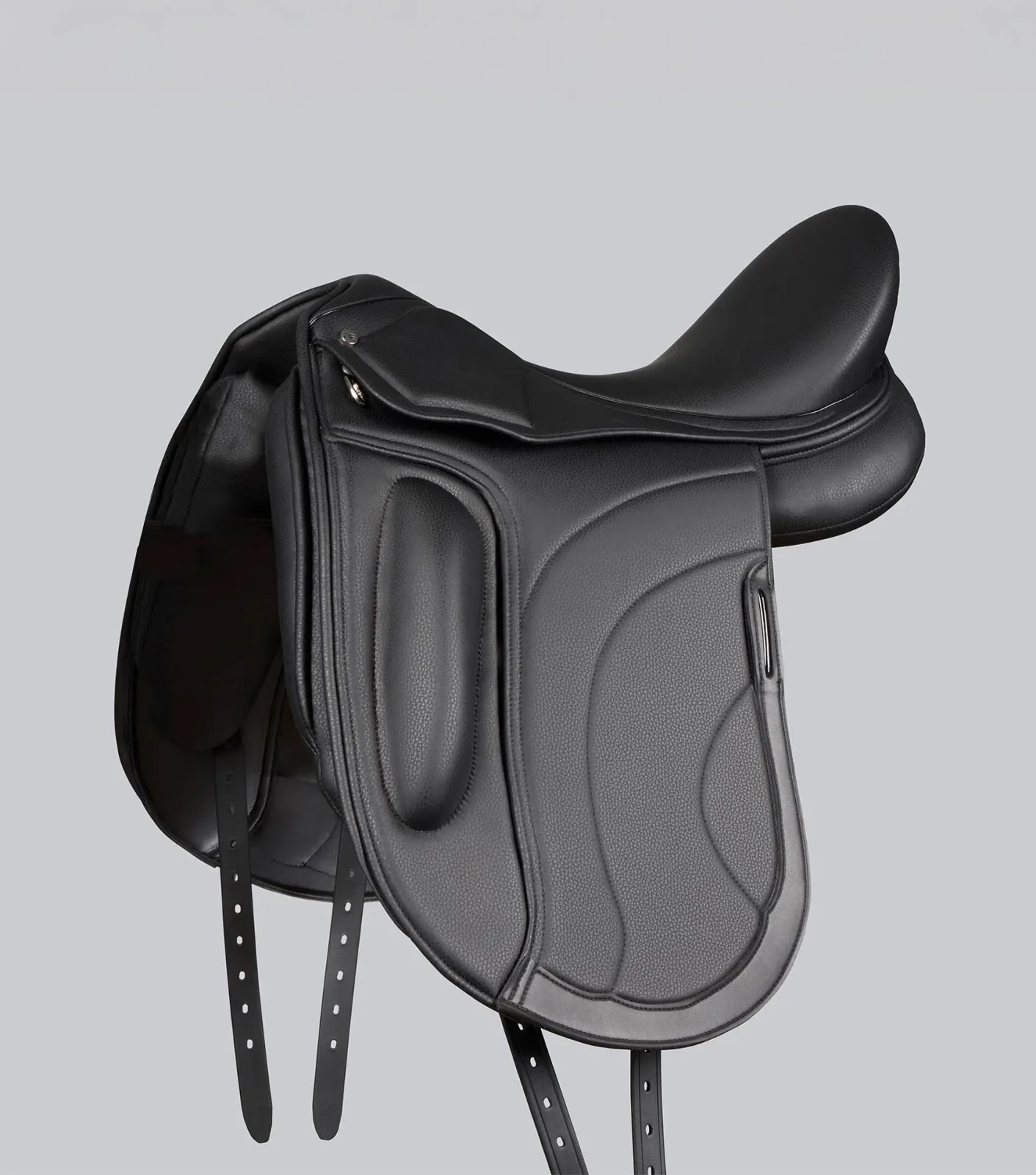 Montpellier Synthetic Dressage Saddle Black
