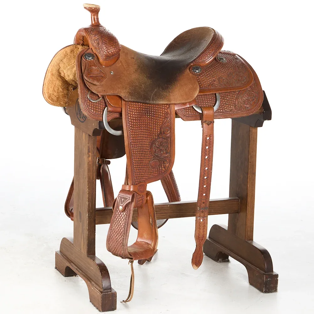 Nrs Competitor Series Used 16in 7/8 Breed Team Roper
