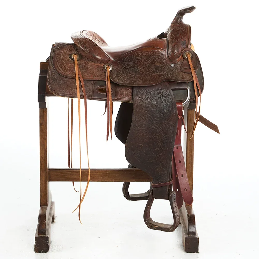 Oliver Saddlery Used 15in Full Floral Tooled Pleasure Saddle - Image 2