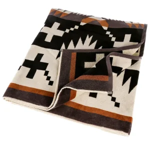 Pendleton Woolen Mills Inc. Oversized Jacquard Spider Rock Spa Towel