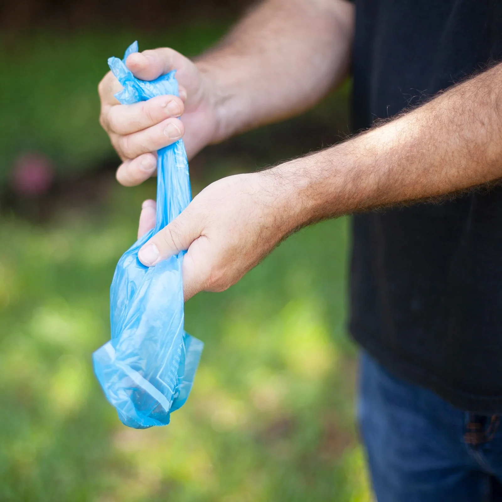 Arm & Hammer Easy-Tie Dog Waste Bags - Image 2
