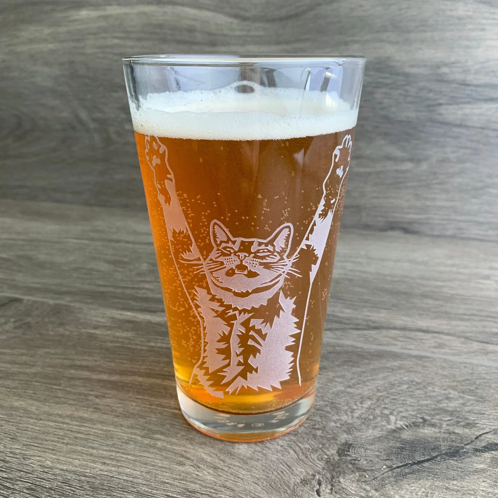 Stretch Cat Beer Pint Glass - Image 2