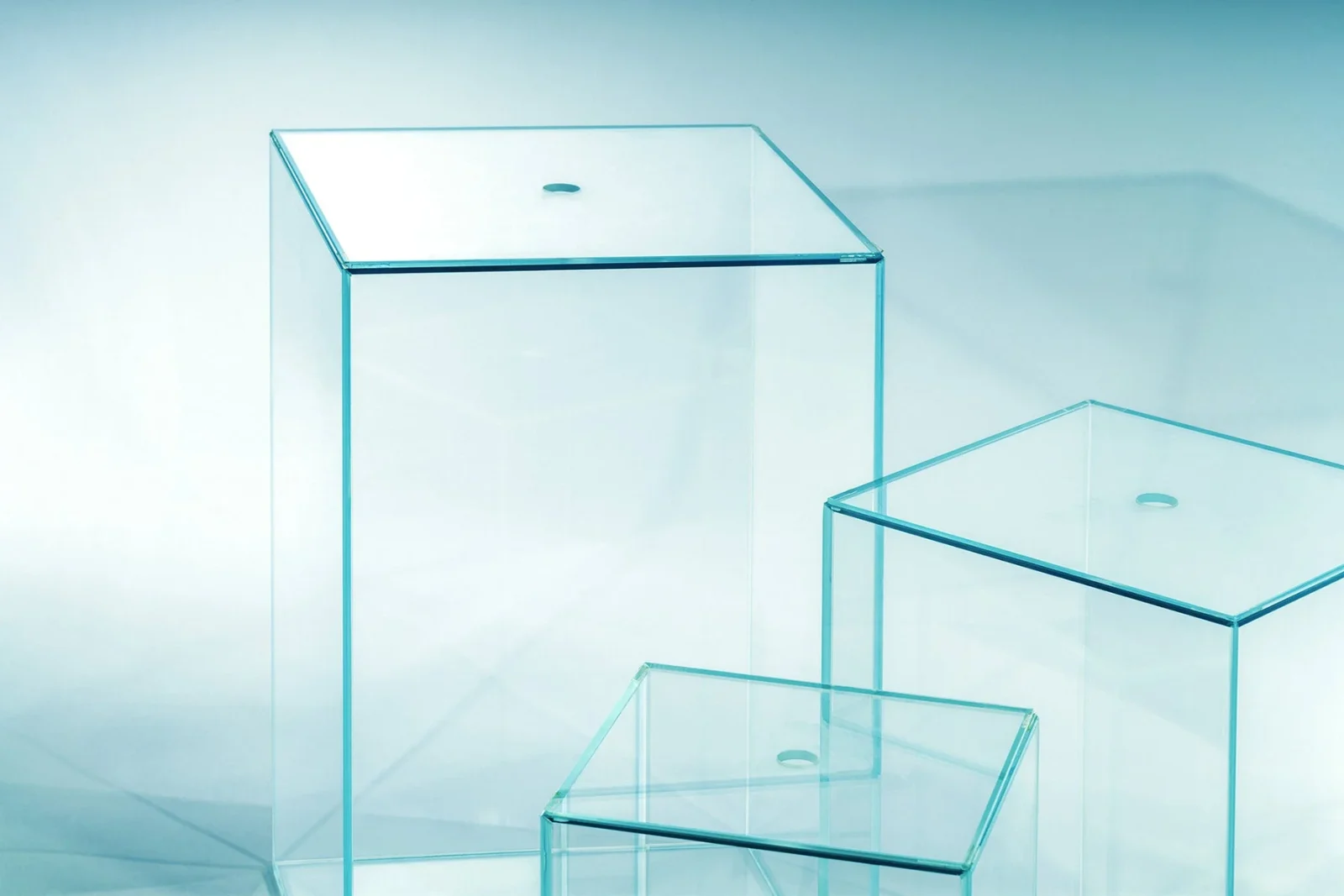 UNS 20TM - 3.2 Gallon Prism Rimless Tank - Image 2