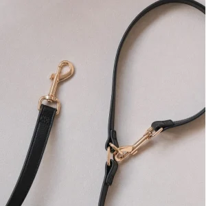 CROSSBODY LEASH