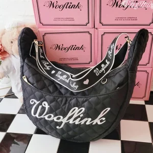 Wooflink Hug Me Bag 2 - Black