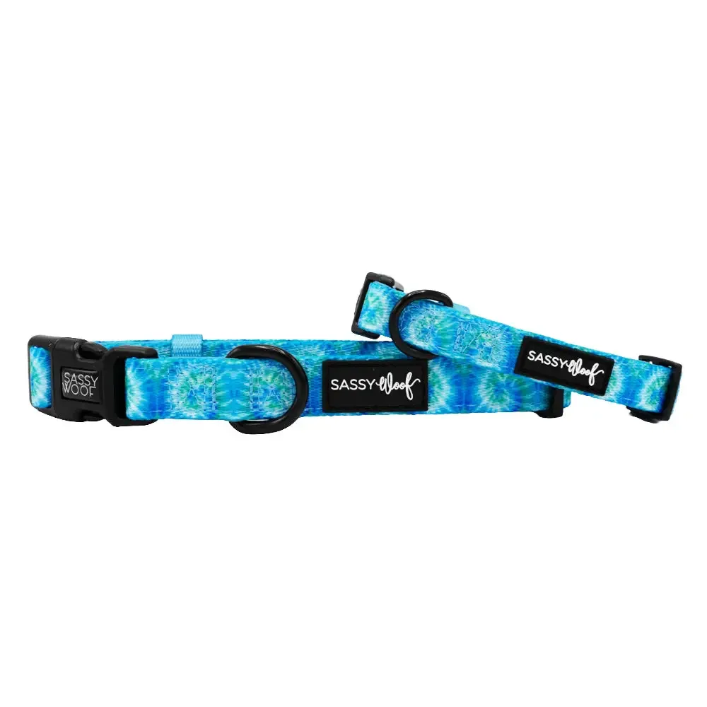 Groovy Tropical Tides Collar