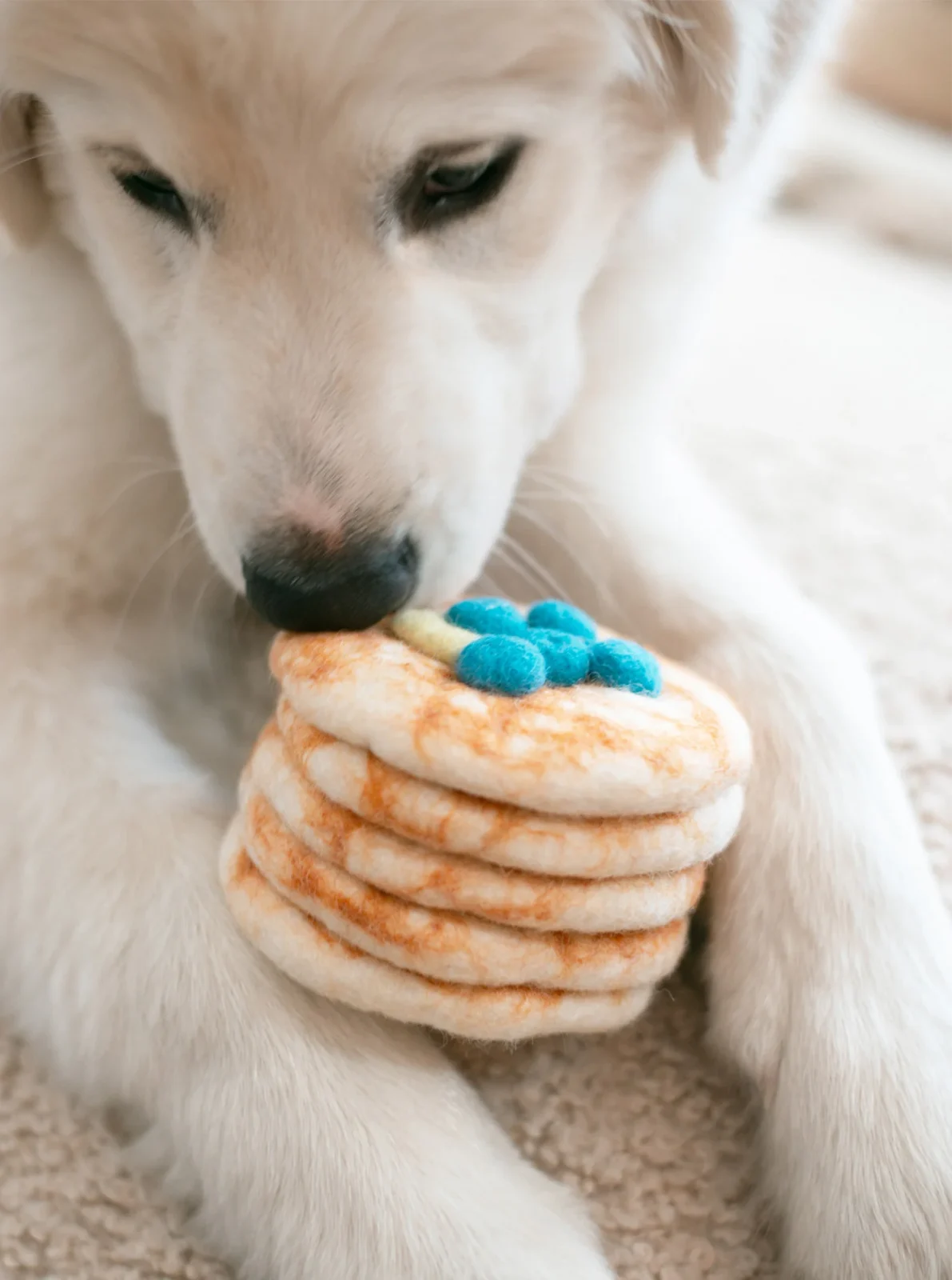 STACK OF PANCAKES WOOL DOG & CAT TOY - Image 2