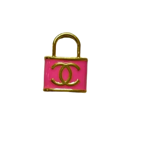 Bark Fifth Avenue CC Lock Charm Dog Collar