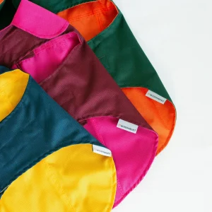REVERSIBLE DOG RAINCOAT