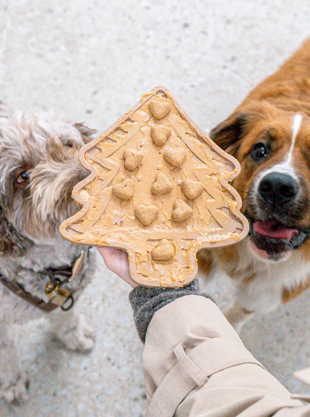 CHRISTMAS TREE LICK MAT FOR DOGS + CATS - Image 2