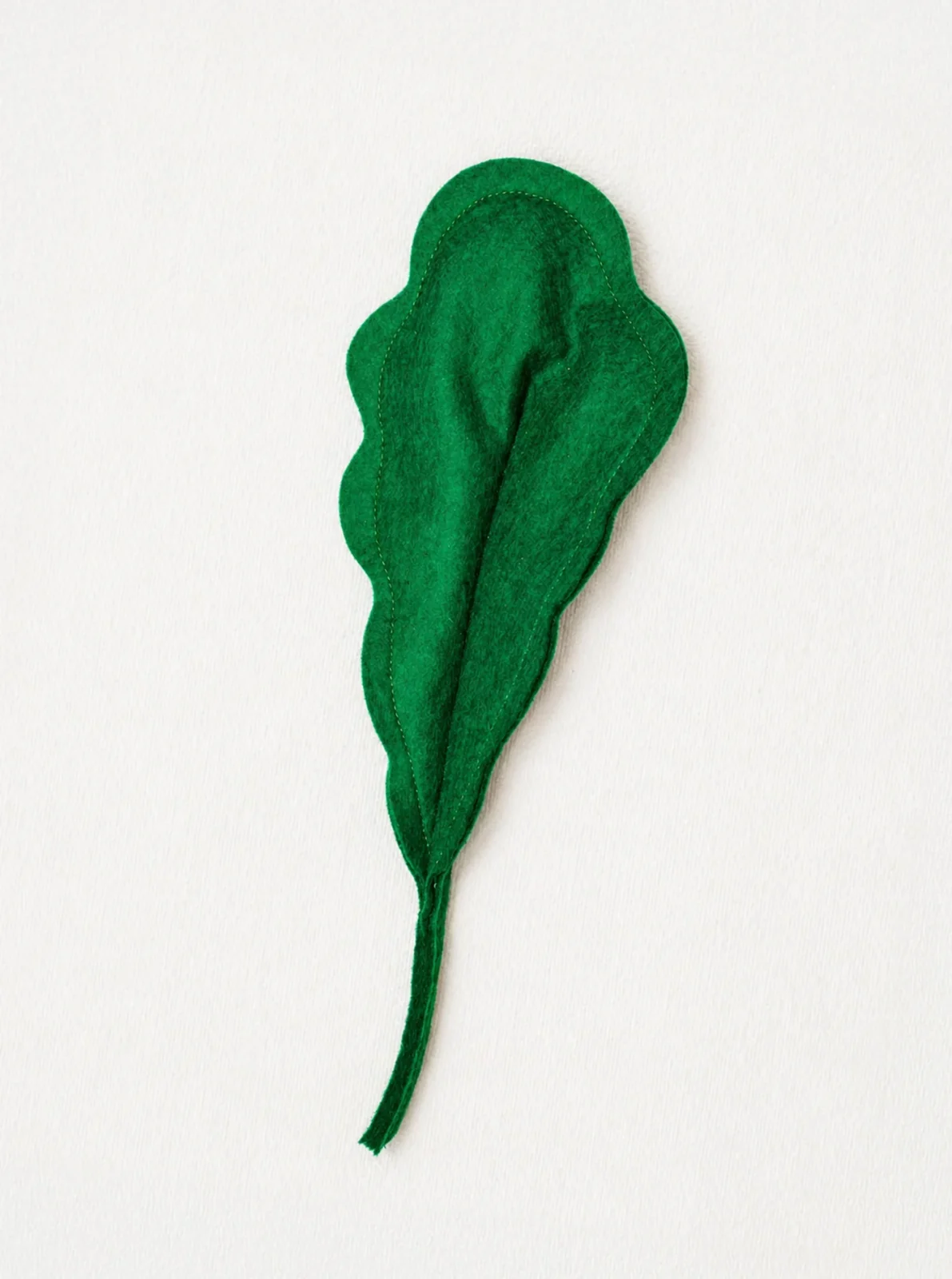 CRUNCHY KITTY KALE CAT TOY - Image 2