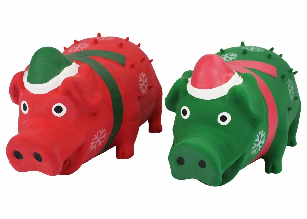 Multipet Globlet with Scarf & Hat Assorted 8 in