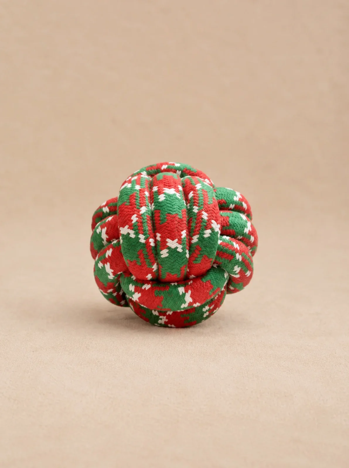 HOLIDAY ROPE BALL DOG TOY