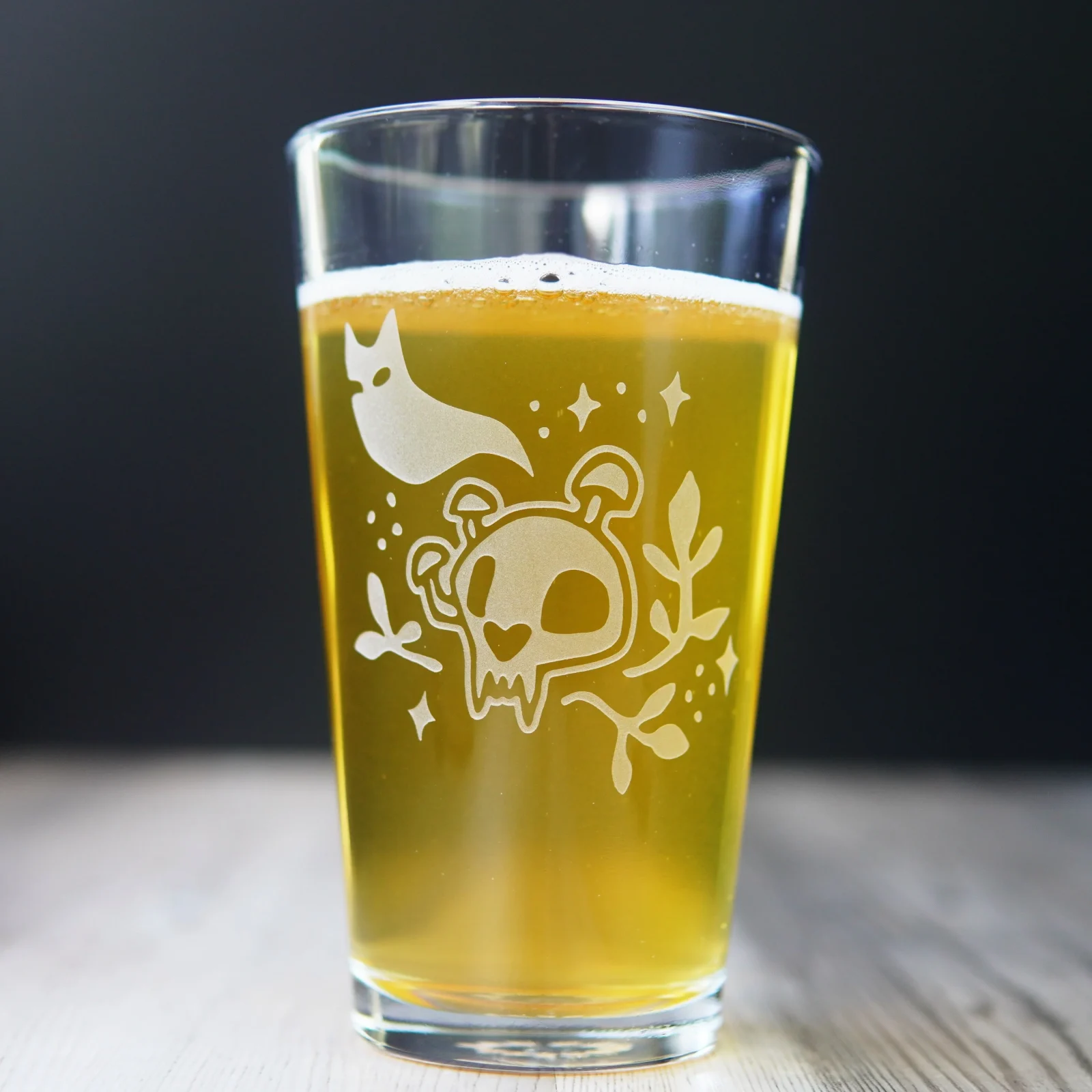 Haunted Skull Pint Glass - Image 2