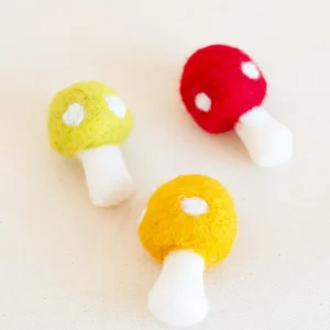SHROOMS CAT TOY SET