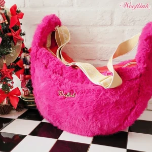 Wooflink Hug Me Bag 2 Fur in Pink