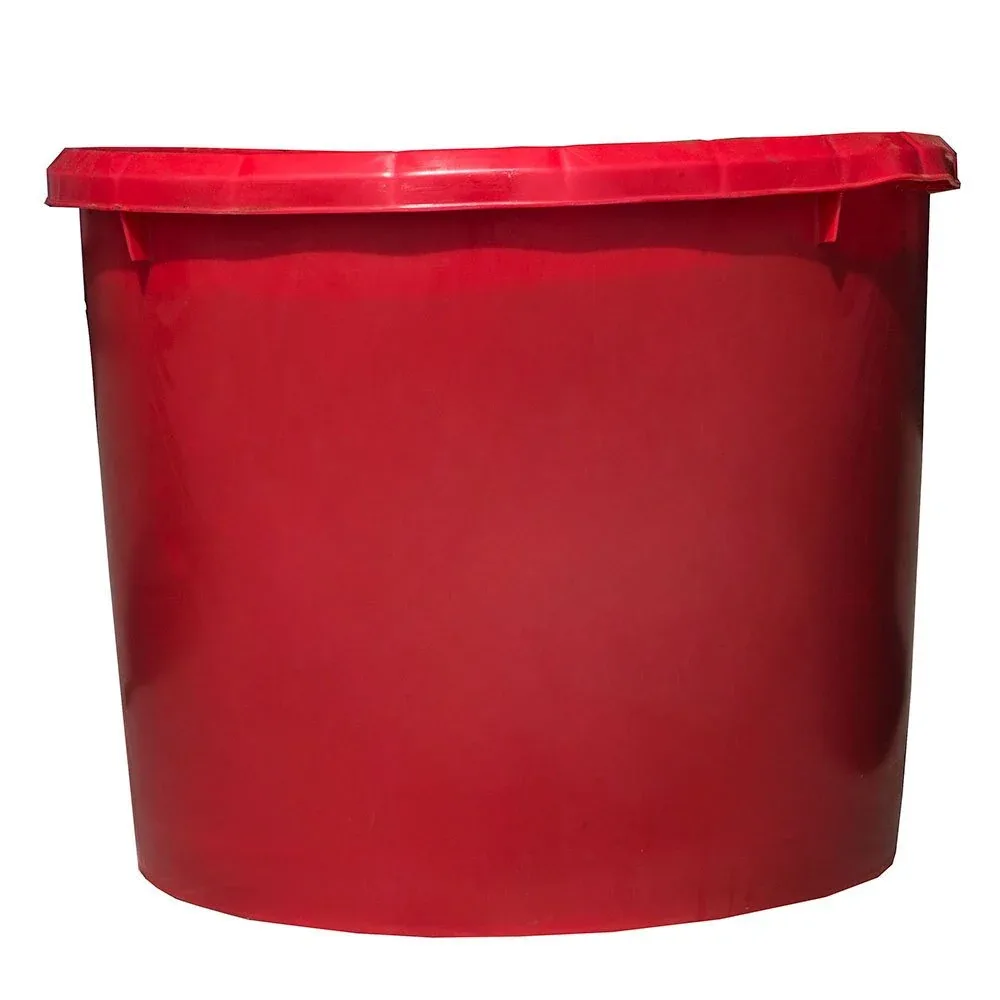 Purina Animal Nutrition Wind and Rain All-Season Mineral Tub