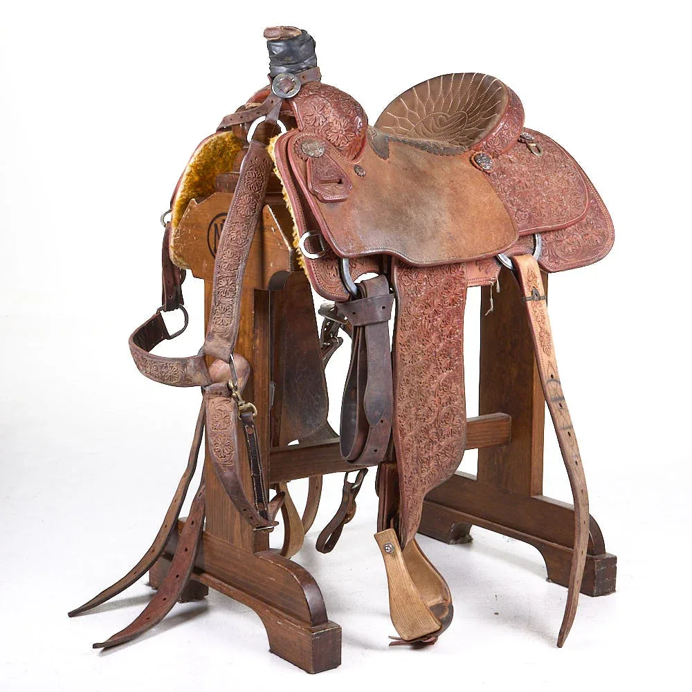 Roberts Saddlery Used 15in 3/4 Tooled Team Roping Saddle