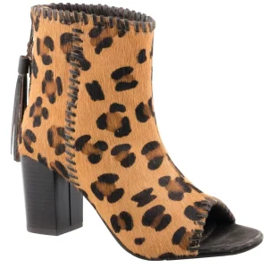 Roper Footwear Women's Leopard Print Hair On Sandal