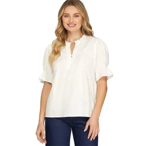 She & Sky Women's Off White Short Sleeve Top