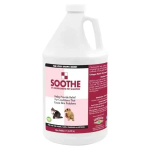 Showseason Soothe Shampoo for Dogs and Cats Antimicrobial Relief