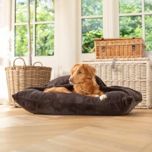 Sleepy Burrows Bed With Removable Cover in Calming Anti-Anxiety Dusk Faux Fur by Lords & Labradors