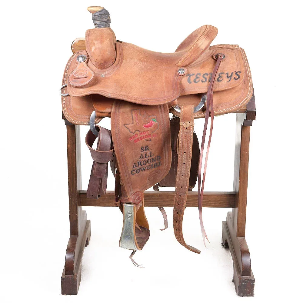 Teskey's Used 13.5in Roughout Trophy Team Roper - Image 2