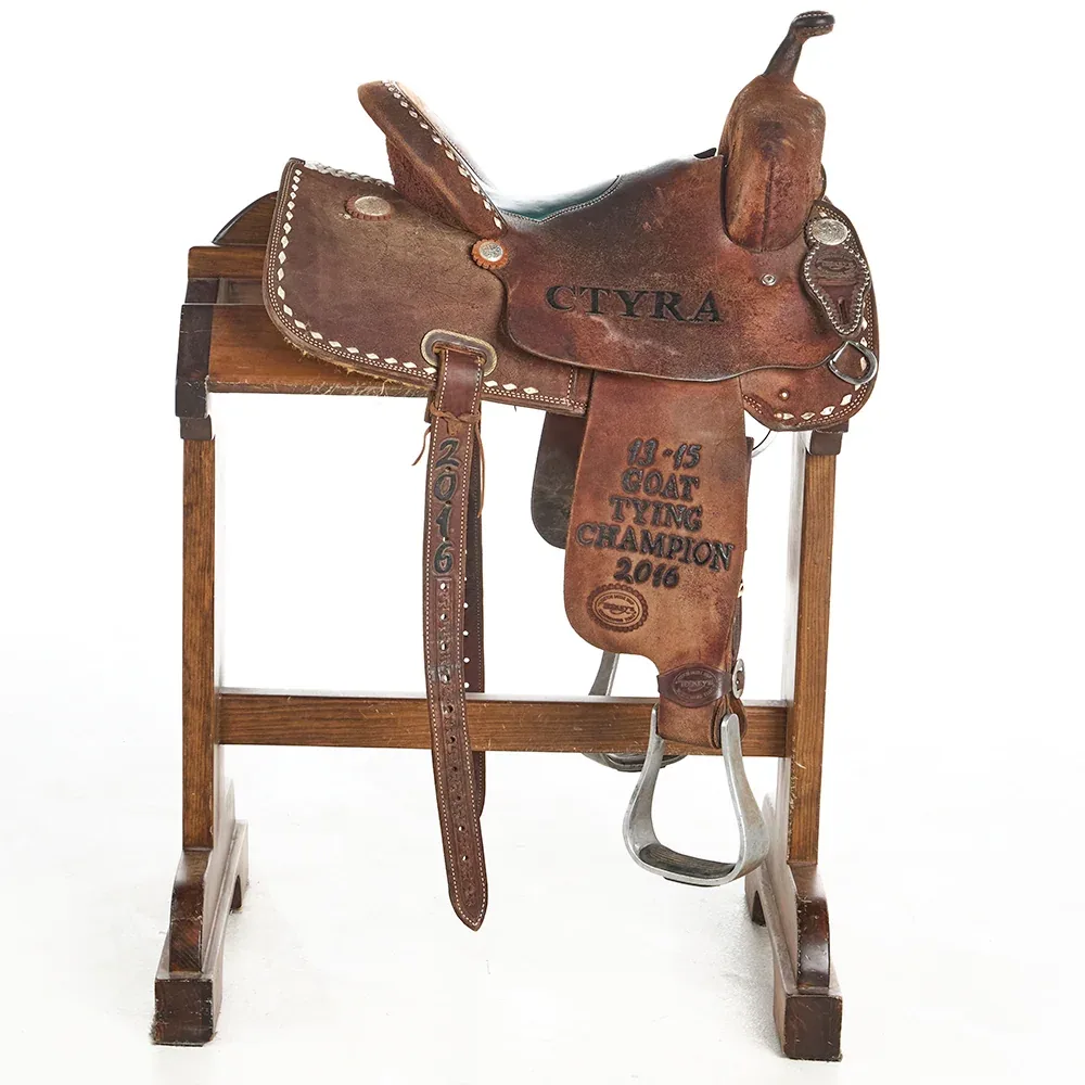 Teskey's Used 14in CTYRA Trophy Barrel Saddle - Image 2
