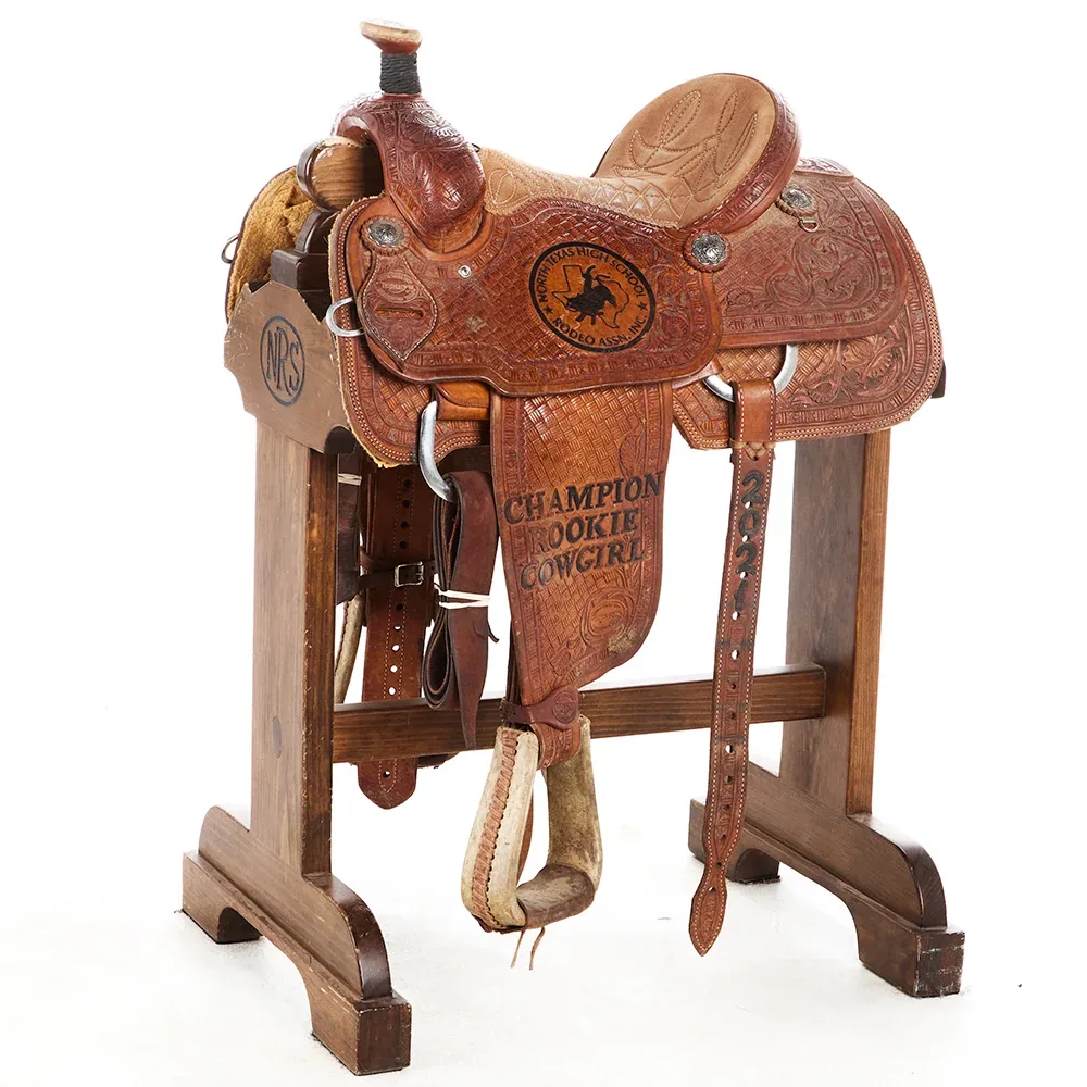 Teskey's Used 14in NTHSRA Trophy Calf Roper