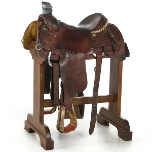 Teskey's Used 15in Floral Tooled with Running W Border Team Roper