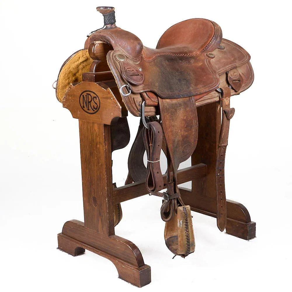Teskey's Used 18in Roughout with Border Team Roping Saddle