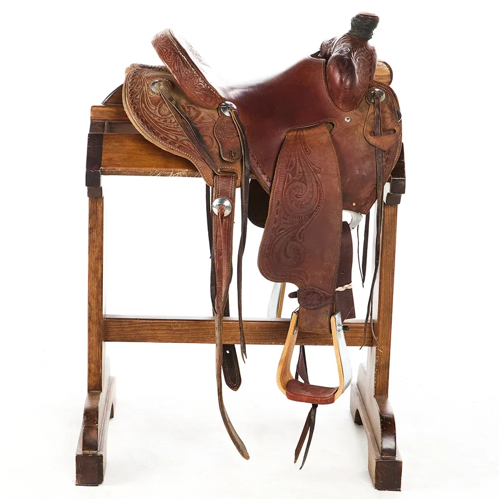 Trent Ward Used 14in Oak Leaf Tooled Ranch Roper - Image 2