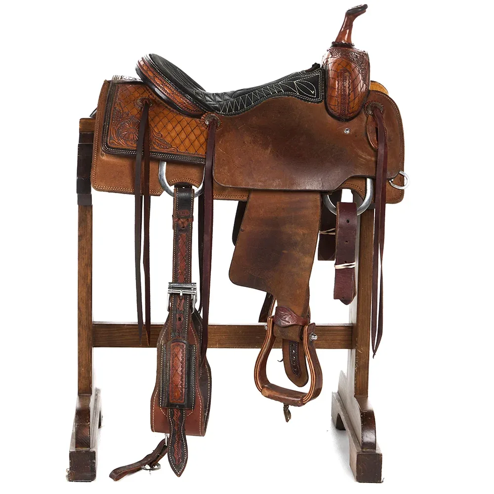 Trent Ward Used 15.5in 1/4 Breed Cutting Saddle - Image 2