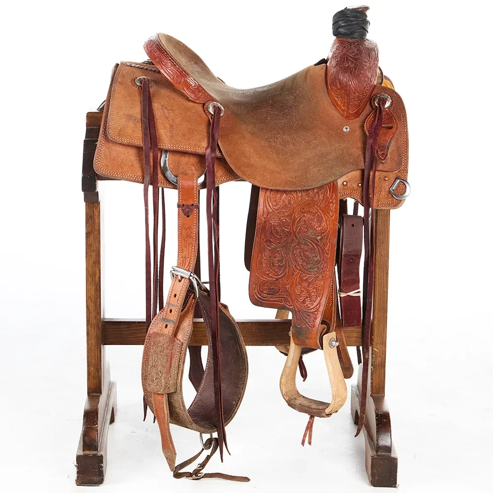 Trent Ward Used 15.5in 1/8 Breed Floral Ranch Roper - Image 2